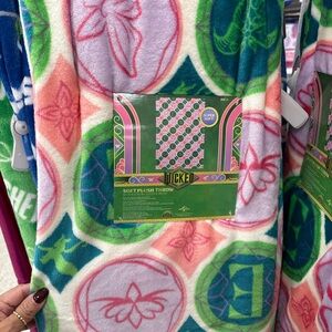 Wicked Soft Plush Throw Blanket